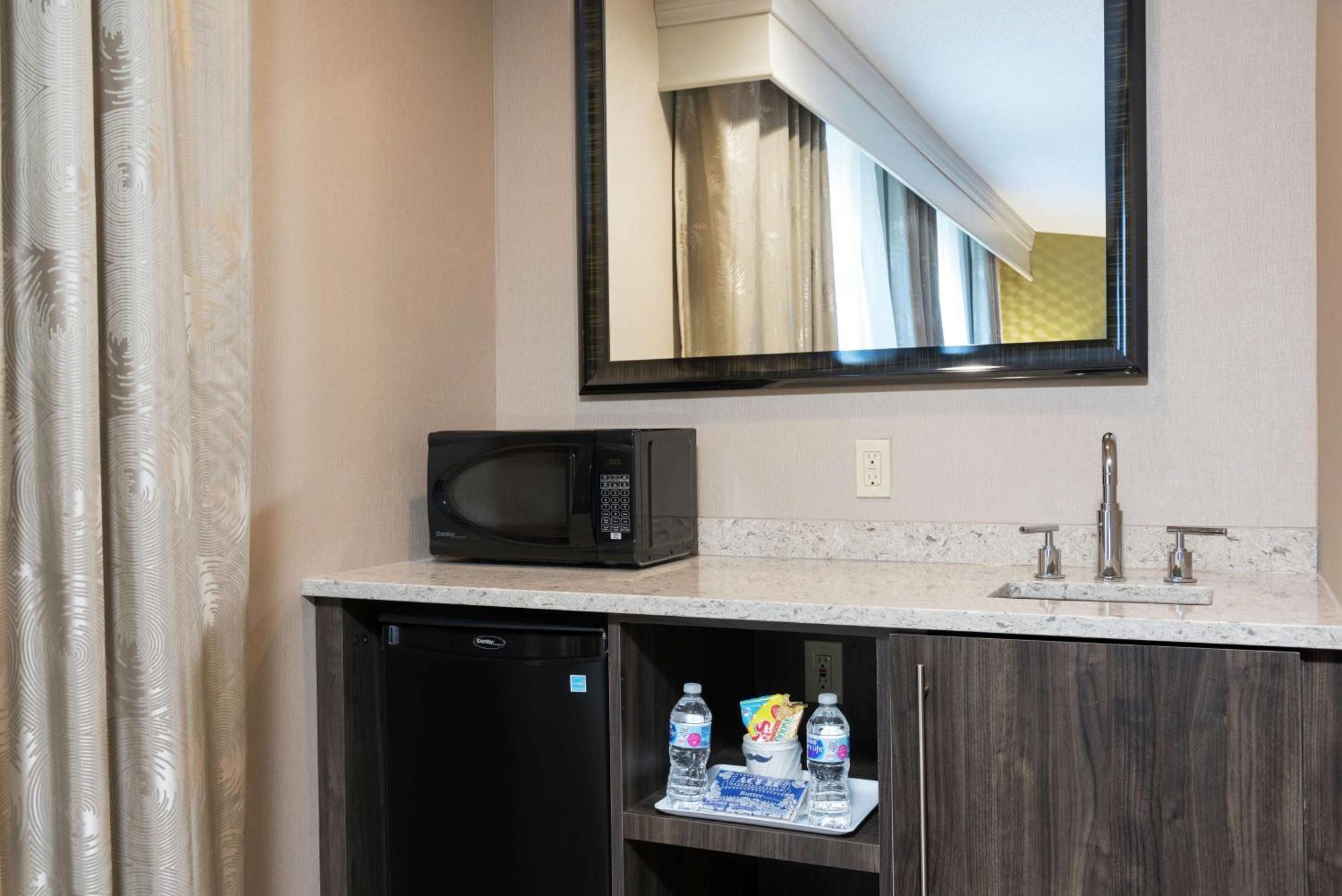 Hampton Inn Mount Pleasant Exterior foto
